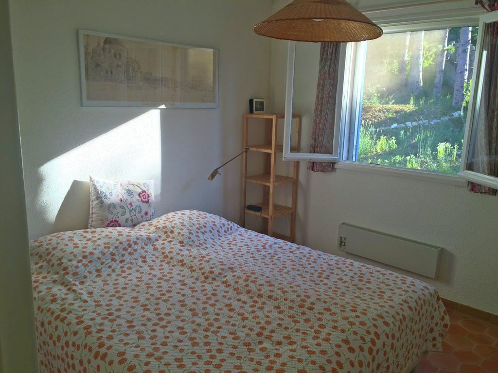 Lovely G Te With Private Pool Montagnac  Exteriör bild
